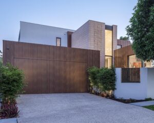 Decowood flush fit door Sectional Doors With Aluminium Battens
